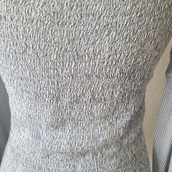 Guess Womens Smocked Embroidered Top SZ Medium Flare Bell Sleeve Floral Bohemian - Picture 7 of 11